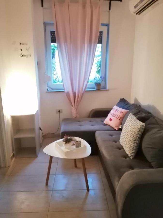 Sun & Love Apartment كوبر المظهر الخارجي الصورة